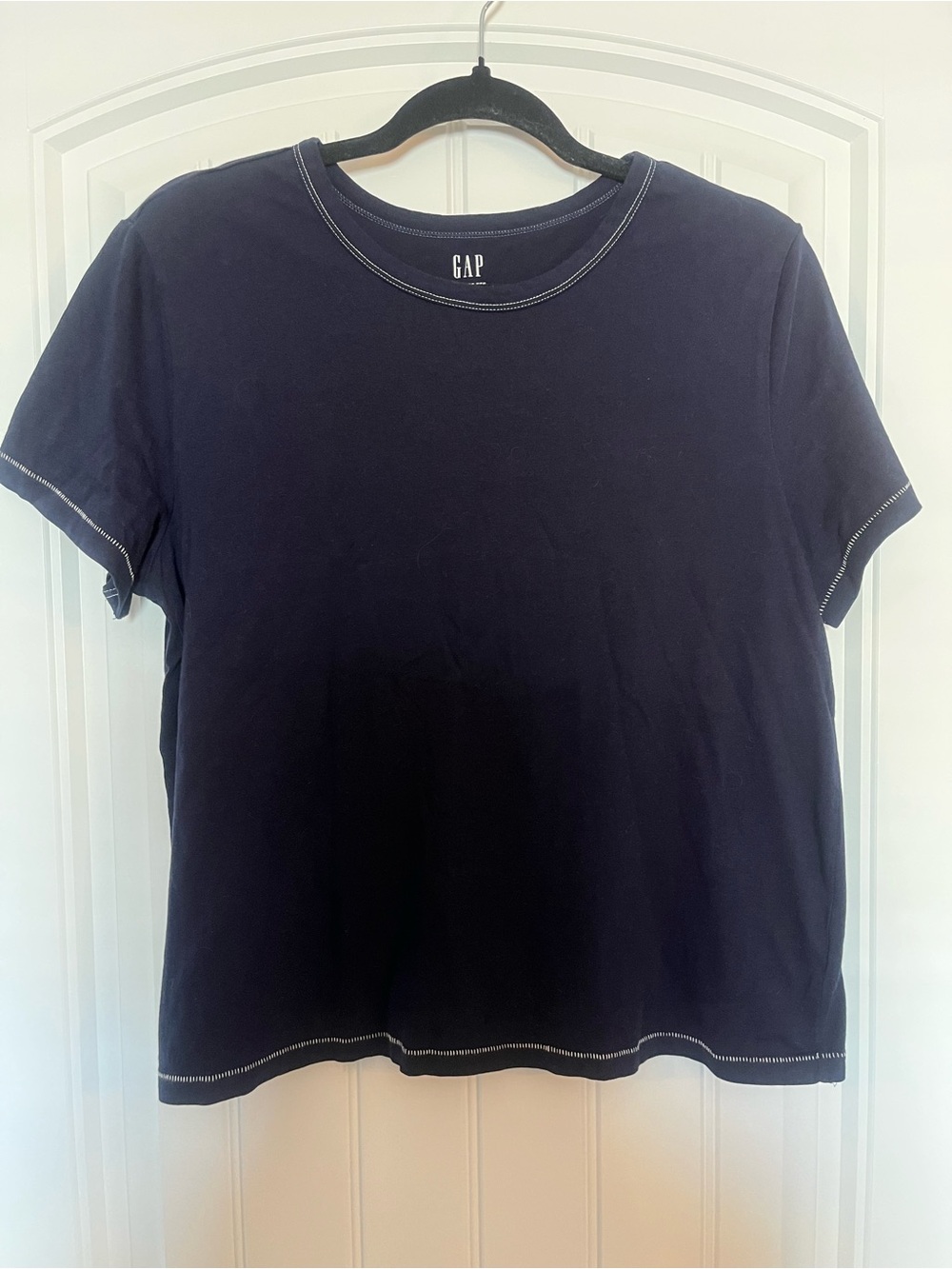 GAP Navy Short Sleeve Vintage Tee with Contrast Stitch—Size L (Petite)